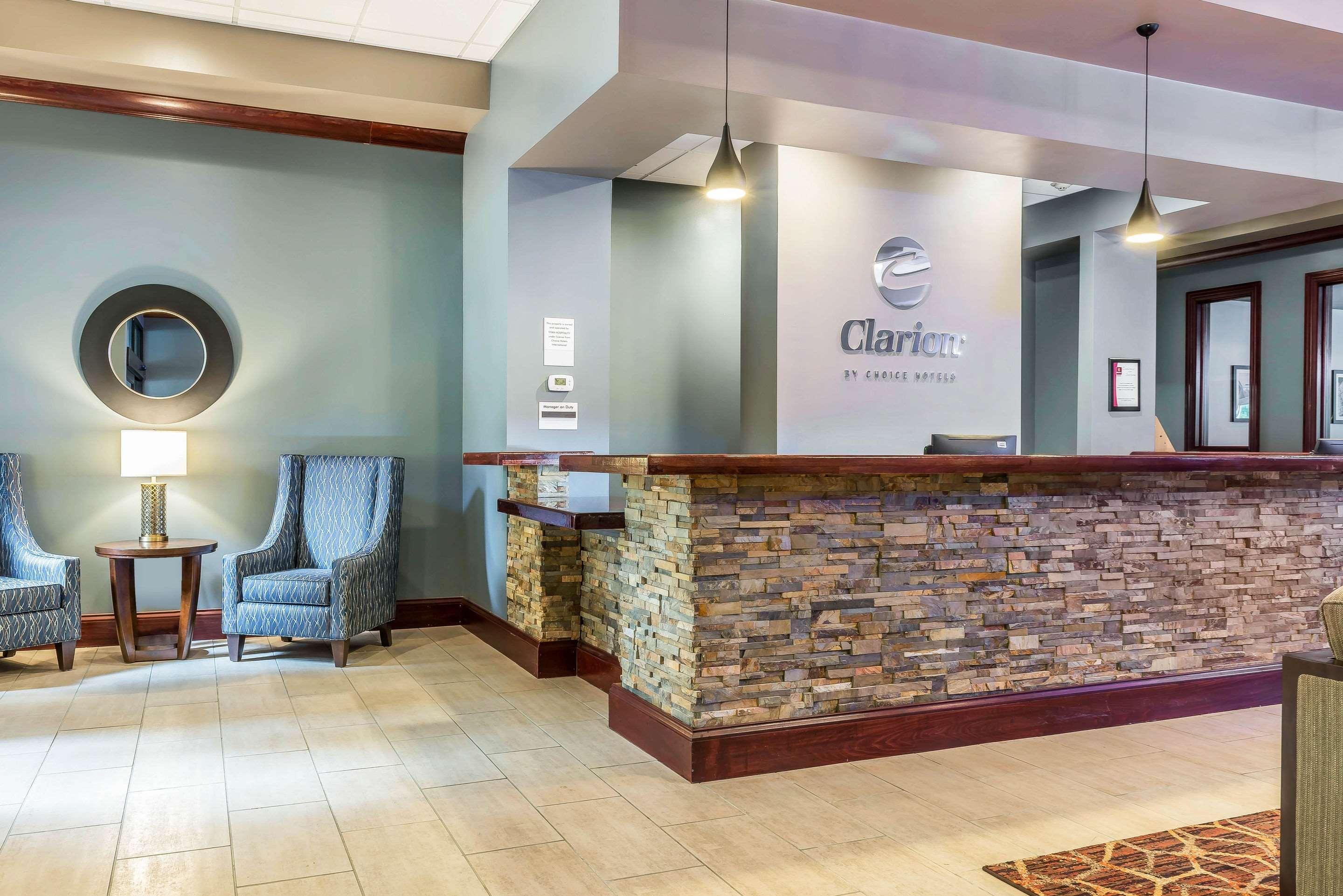 Clarion Inn Belle Vernon Eksteriør bilde